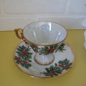 Vintage Holly Berries & Gold Tea Set, Pearlescent Teacup and Saucer, Ucagco Ceramics of Japan