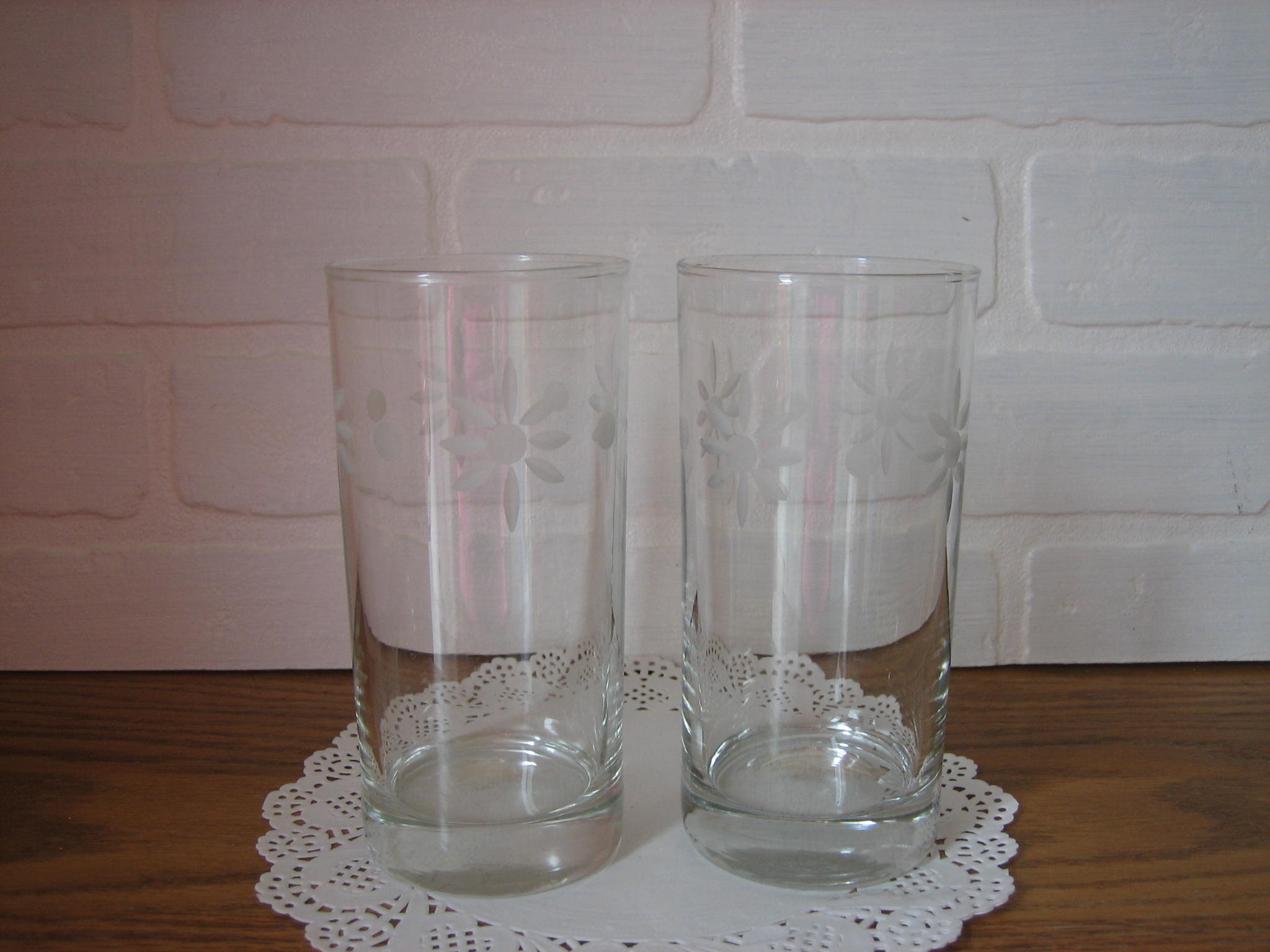 Vintage Glassware Set Of 6 White Opalescent Milk Glass Juice Glasses –  Jewelry Bubble