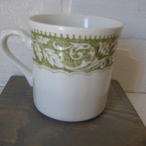 J & G Meakin Green Renaissance Large Flat Cup, Approximately 3 x 3 Inches, 2 Available
