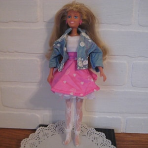 1988 Hasbro Maxie Lookin' Smart Fashion Doll with Original Outfit