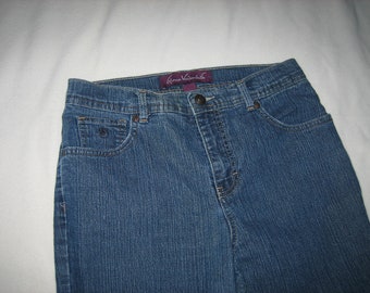 Women's Gloria Vanderbilt Size 8P Blue Jeans, Darker Wash Vintage Denim