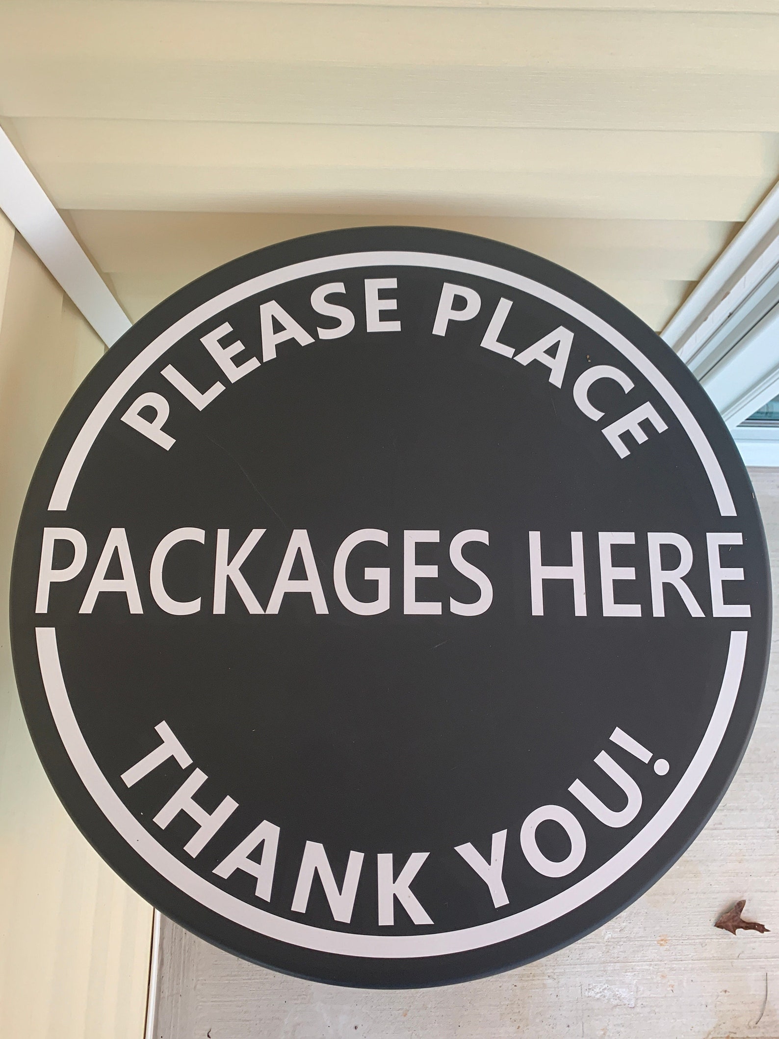 WHITE Please Place Packages Here Circular Sign Vinyl Wall Decal ...