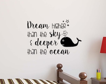 Rêvez plus haut que le ciel et plus profond que l’océan 22 x 14 Vinyle mur citation océan mur autocollant décor art mignon décalcomanie coeur nursery flèches