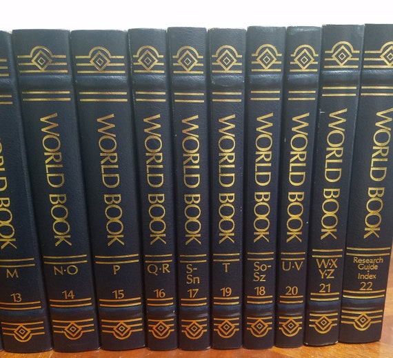1992 World Book Encyclopedia Set 1990s Cool Vintage Reference World Book A Z Dictionary Gold Lettering Bookcase Decor Shelf Complete Set - 