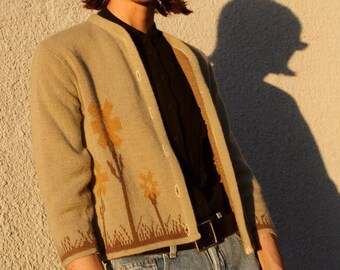 Vintage 1970s 100% Wool Cute Daisy Cardigan in Muted Colors