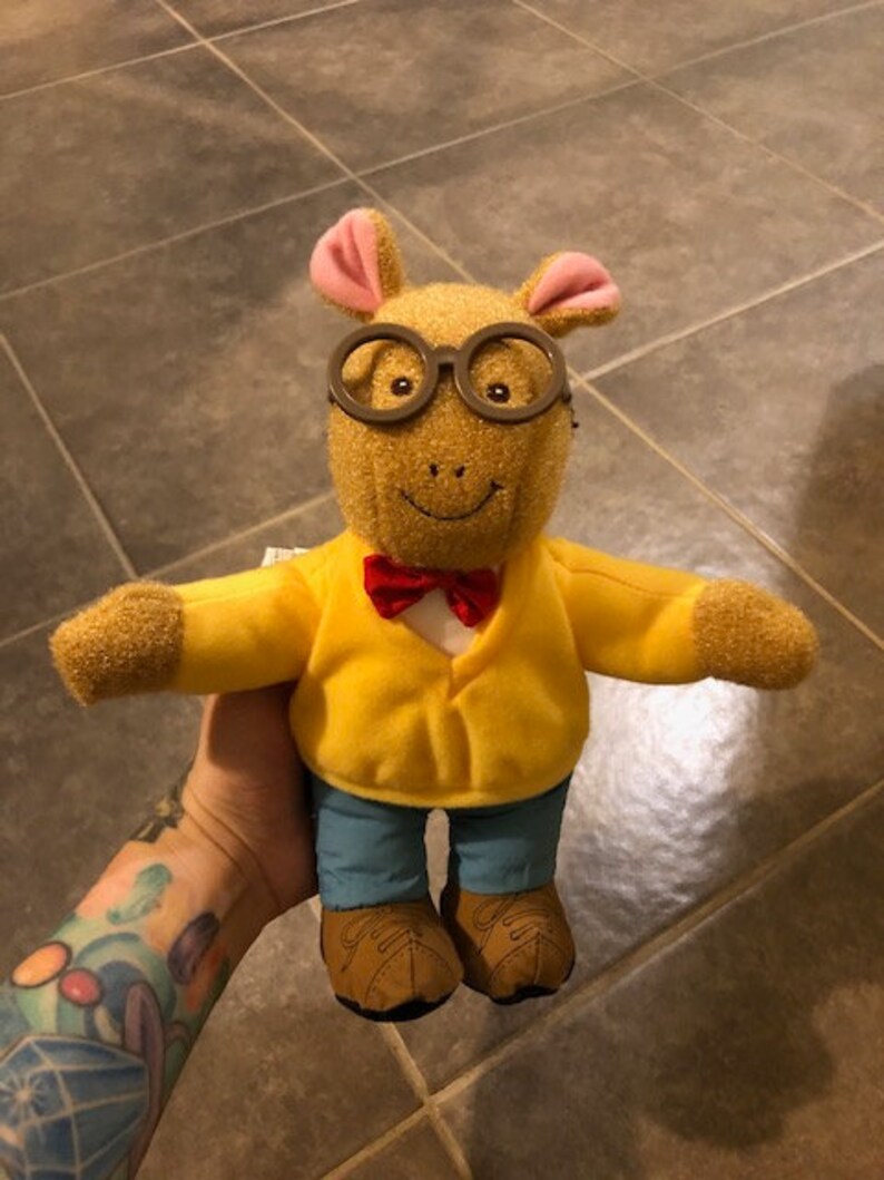 arthur plush