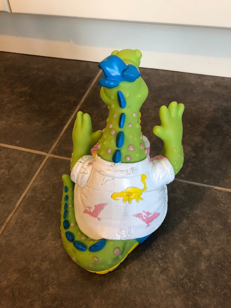 Hand Puppet Figure 1990 MTV Magellan The Dragon Eureeka/'s Castle