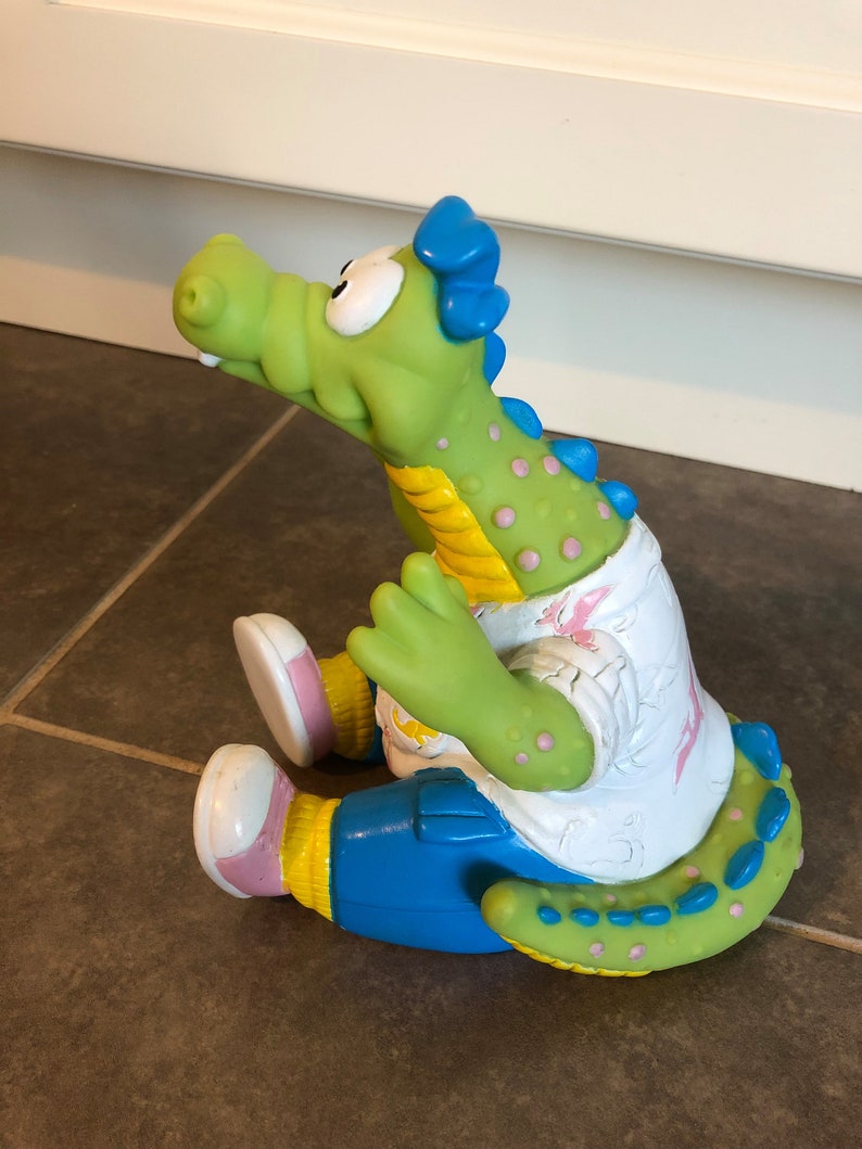 Hand Puppet Figure 1990 MTV Magellan The Dragon Eureeka/'s Castle