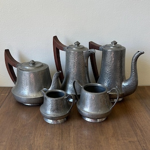 Antique British Lion Pewter Walnut Coffee Tea Full Set