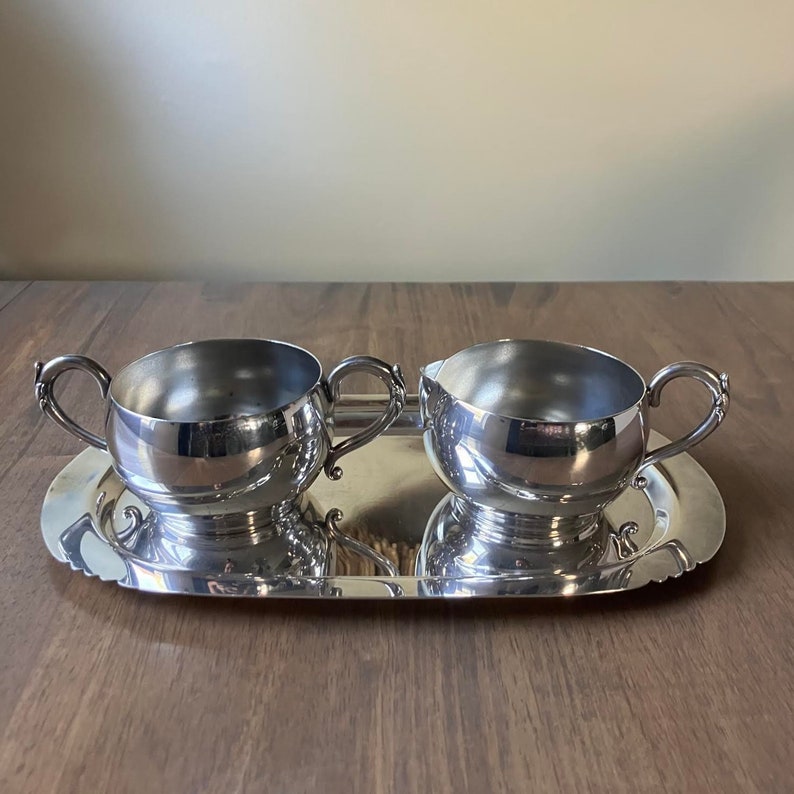 WM Rogers Silver Plated Sugar Bowl and Creamer Set image 10