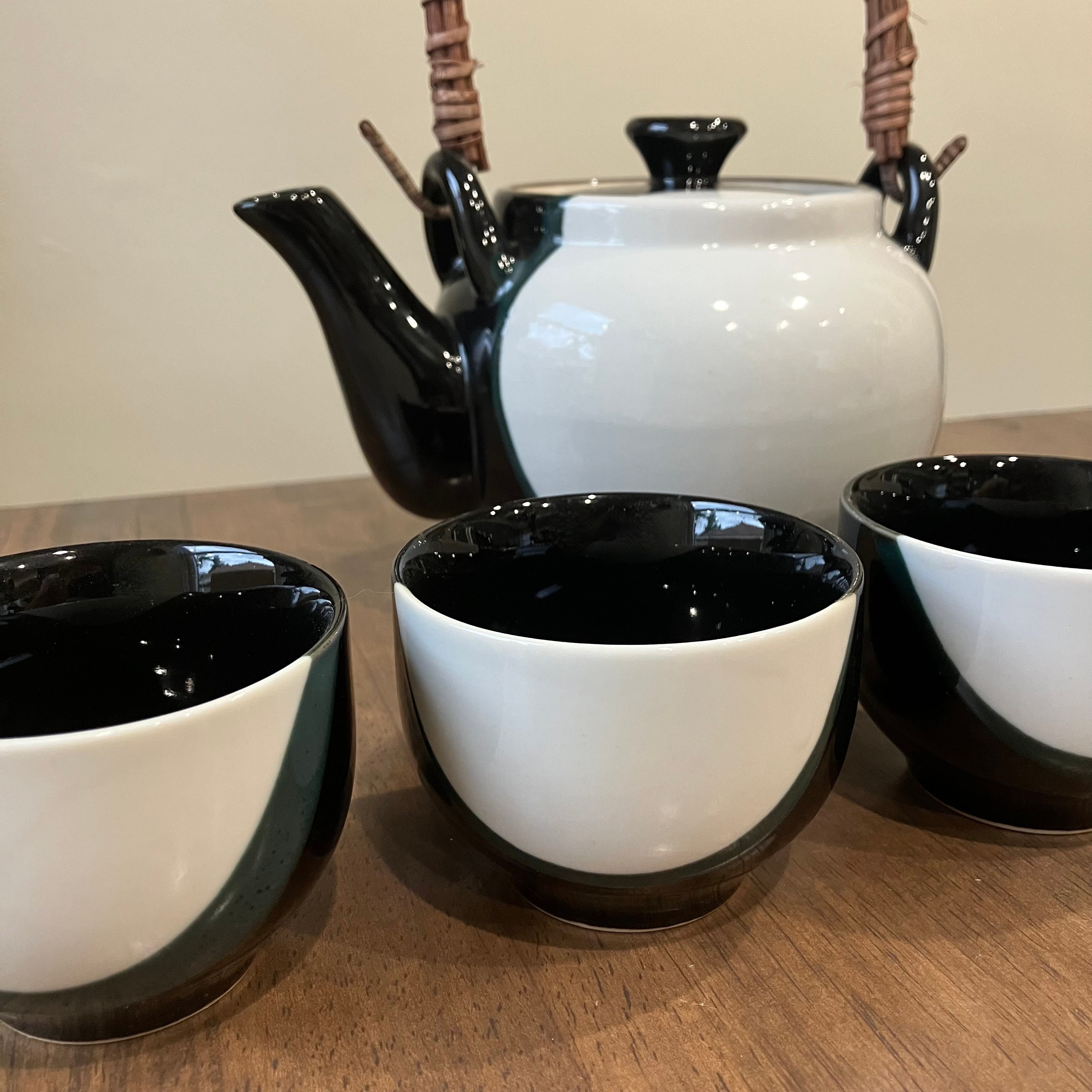 Japanese Mod Porcelain Tea Set W/ Teapot and Four Matching Cups Etsy