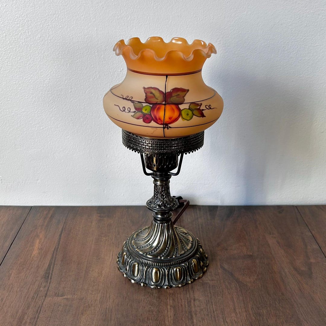 Loevsky Loevsky Lampsnull