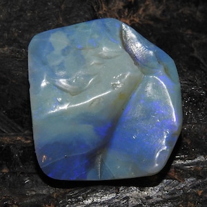 Australische opaal ruwe doublet Multi Fire Druzy/21X19X6 MM/losse ruwe steen/nuggets/voor het maken van sieraden/groothandelaar/benodigdheden/100% natuurlijk (MS)