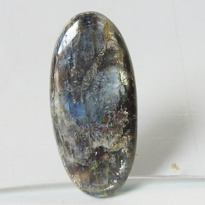 Cabochon de forme ovale lisse en cyanite/37 x 17 x 4 mm environ/pierres précieuses faites main/pierres non serties/pour la fabrication de bijoux/unique en son genre/100 % naturel/C-09