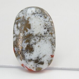 Stabilisierter Korallen-Cabochon in glatter ovaler Form/ca. 33 x 21 x 6 mm/loser Edelstein/zur Schmuckherstellung/Einzelstück/Großhandel/Zubehör C-62