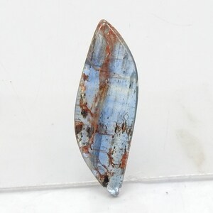 Kyanit Glatte Fancy Form Cabochon / 36X12X4MM / Handgemachter Edelstein / Lose Stein / Für die Herstellung von Schmuck / One Of A Kind / 100% natürlich / C-09