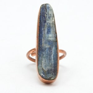 Blauer Kyanit natürlicher rauer druzy Drahtverpackungs-Kupferring / 42X11X5 MM / personalisiertes Geschenk / modischer Schmuck / ein Einzelstück / R1