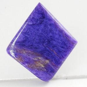 Charoite Glatte Fancy Form Cabochon / 33X29X5MM / Handgemachter Edelstein / Für die Herstellung von Schmuck / Einzigartig / Grosshandel / Zubehör / 100%Natürlich / C-88