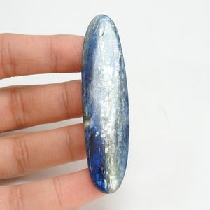 Kyanite glatte ovale Form Cabochon 74X18X4 MM ca. Handgemachte Edelstein-lose Stein für die Herstellung von Schmuck ein einer Art 100%natürlichen C-09