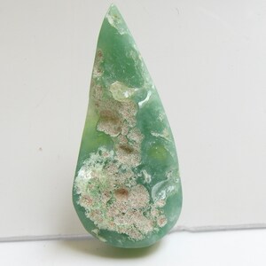 Linarietkwarts druzy cabochon/49 x 17 x 8 mm ca./handgemaakt/losse ruwe steen/sieraden maken/groothandel/benodigdheden 100% natuurlijk C-65