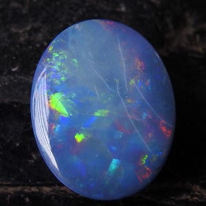 Opale australiano doppietto liscio multi fuoco forma ovale cabochon/17X14X5MM/MS