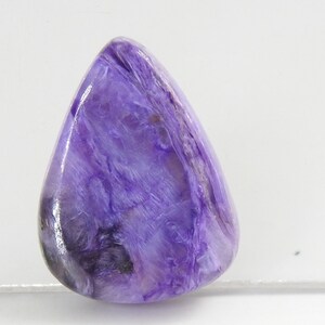 Cabochon en forme de poire lisse charoite/27 x 21 x 6 mm/pierres précieuses en vrac faites main/pour fabriquer des bijoux/pièce unique en son genre/vente en gros/fournitures/100 % naturel/C-88