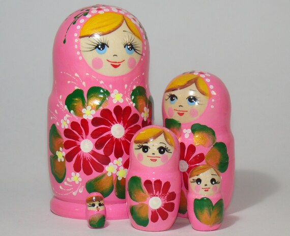 pink nesting dolls
