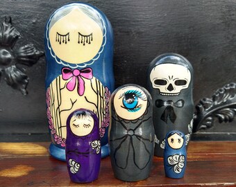 Gothic Nesting doll, 5 pcs set, horror nesting dolls, halloween gift,  horror wooden toy
