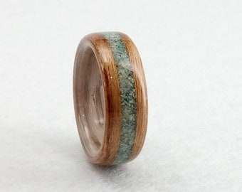 Wood ring || Elegant bentwood ring made in two tones - Handmade Alternative Ring - Size 16.90 mm (USA 6 1/2)