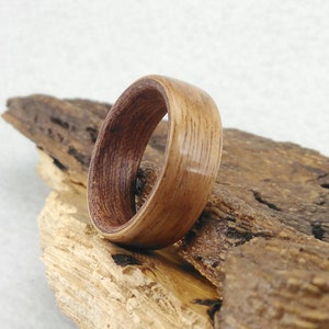 Wood ring // ring for men // ring for women // Elegant bentwood ring made in two tones - Handmade Alternative Ring - Size 20.50 mm (USA 11)