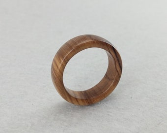 Wood ring // Olive Wood Ring // Natural jewelry // Olive Wood Ring Handmade Alternative Ring - Size (USA 8)