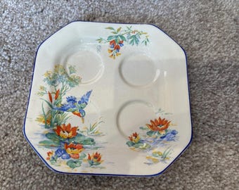 Bandeja octogonal para huevos de cerámica Old Staffordshire con diseño floral de martín pescador, estilo vintage.