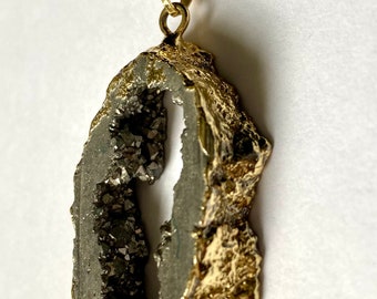 Genuine stone Grey druzy Stone pendant Necklace