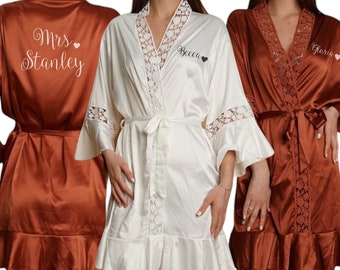 Peignoirs soyeux à volants / Robes à volants bordeaux / Robes de demoiselle d'honneur en érable / Cadeau pour la mariée / Lot de 6, 7, 8, 9 robes à volants / Robes personnalisées