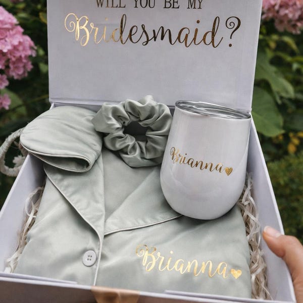 Personalized Bridesmaid Proposal Gift Box: Custom Name Satin Pajama Set, Wine Tumbler, Sleep Mask an Scrunchies