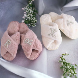 Bridal Pearl Slippers Personalized Gift for Bride Fluffy Slippers Mrs Wifey Fur Slippers White Slippers Blush Slippers Bridesmaids