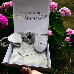 Sage Green Bridesmaid Proposal Gift Box Personalized Box Bridal Party Maid of Honor Mothers Day Birthday Box Customized Pajama Set image 2