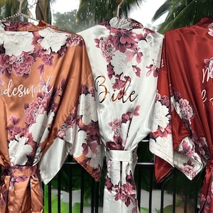 SALE Floral  Bridesmaid Robes-Bridesmaid Gifts- Personalized Robes-Silky Floral Robes -Bridal Party -Floral Robes-Bridal Robe