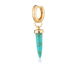 Pendiente de aro Spike Huggie de color turquesa - Plata reciclada - 18K chapada en oro (pendiente simple)