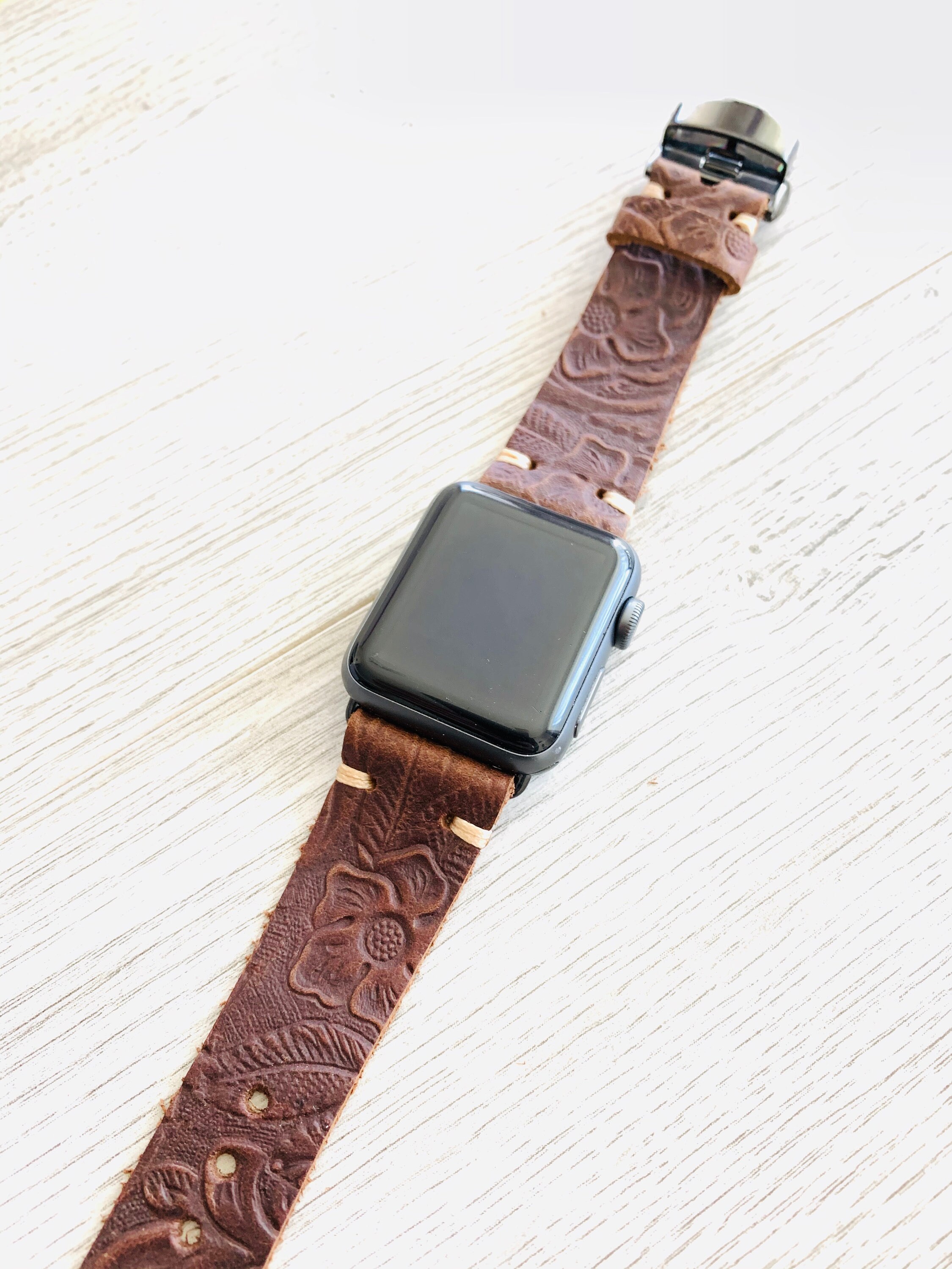 beda apple watch 1 2 3 4