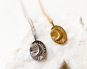 Collier petite lune, collier lune en or, collier en argent, collier en or, petit collier en or, collier délicat, cadeau pour elle, superposition de collier