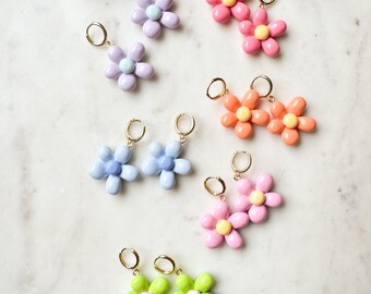 Daisy Earrings, Available in 10 colours, Flower Huggie Earrings