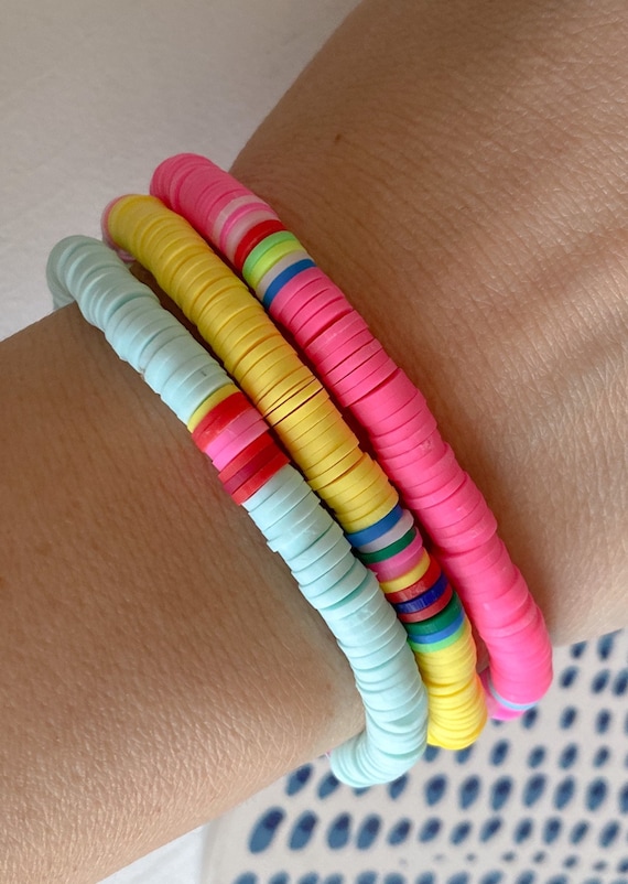 Were these bracelets a 90's thing or am I dreaming shit up? : r/90s