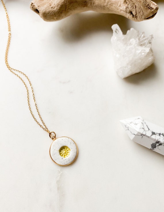 Sunshine necklace gold best sale