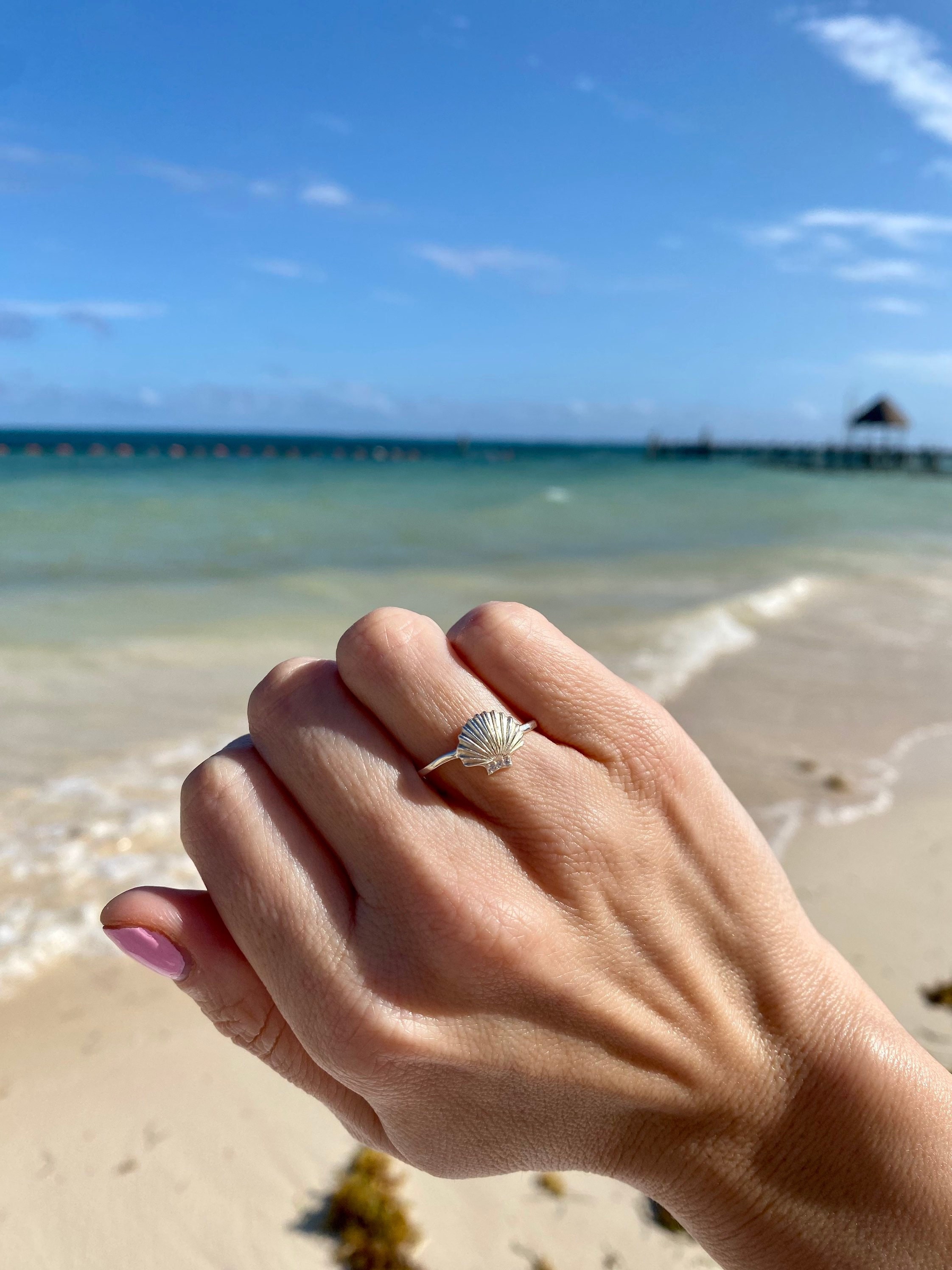 Engagement store ring beach