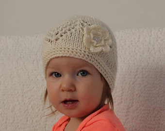 Baby knit beanie, baby hat, white beanie, baby knit hat, newborn hat, baby girl beanie, newborn photo prop, nawborn knit hat with flower hat