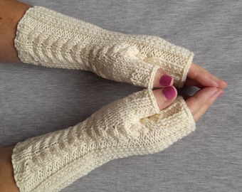 Hand made merino wool fingerless mittens, Womens fingerless gloves, woman knit winter wrist warmers, christmas gift for mom, gift for women