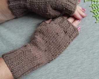 Fingerless Mittens, Womens knit handmade mittens, fingerless gloves, hand knit fingerless mittens, gifts for mom Christmas, gift for girl