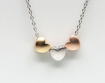 Necklace with 3 hearts // Necklace with heart // Necklace with heart pendant // Valentine's Day gift // Girlfriend gift