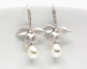 Earrings silver flowers, stud earrings silver pearls, wedding jewelry, bridal jewelry